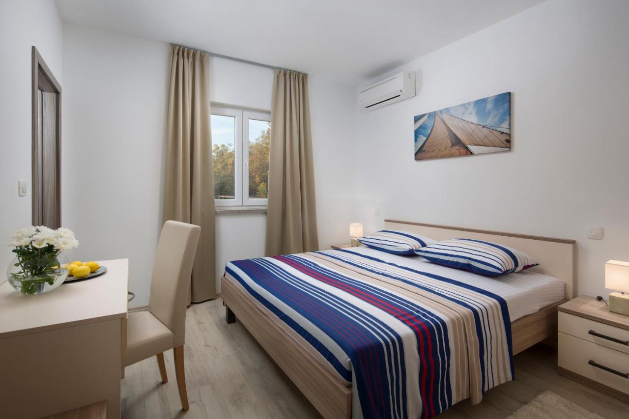 Villa Bella Vista Koromačno Exterior foto